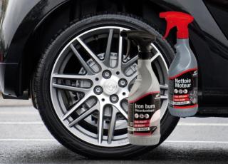 Laver en profondeur votre voiture - les meilleurs produits d'entretien décontaminant